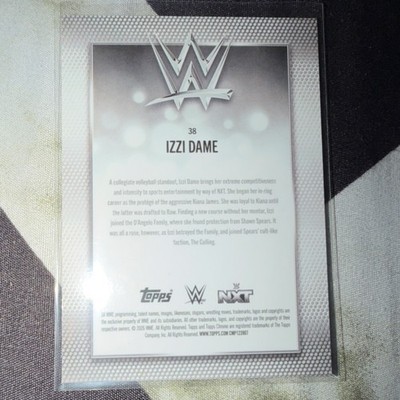 2026 Topps Chrome WWE Izzi Dame #38 Green Refractor /99 Serial