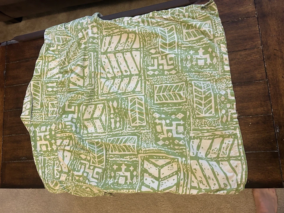 Vintage Kahala Hawaiian Shirt Men's XL Green Floral Rayon Blend Aloha Button Up - Image 4 of 4