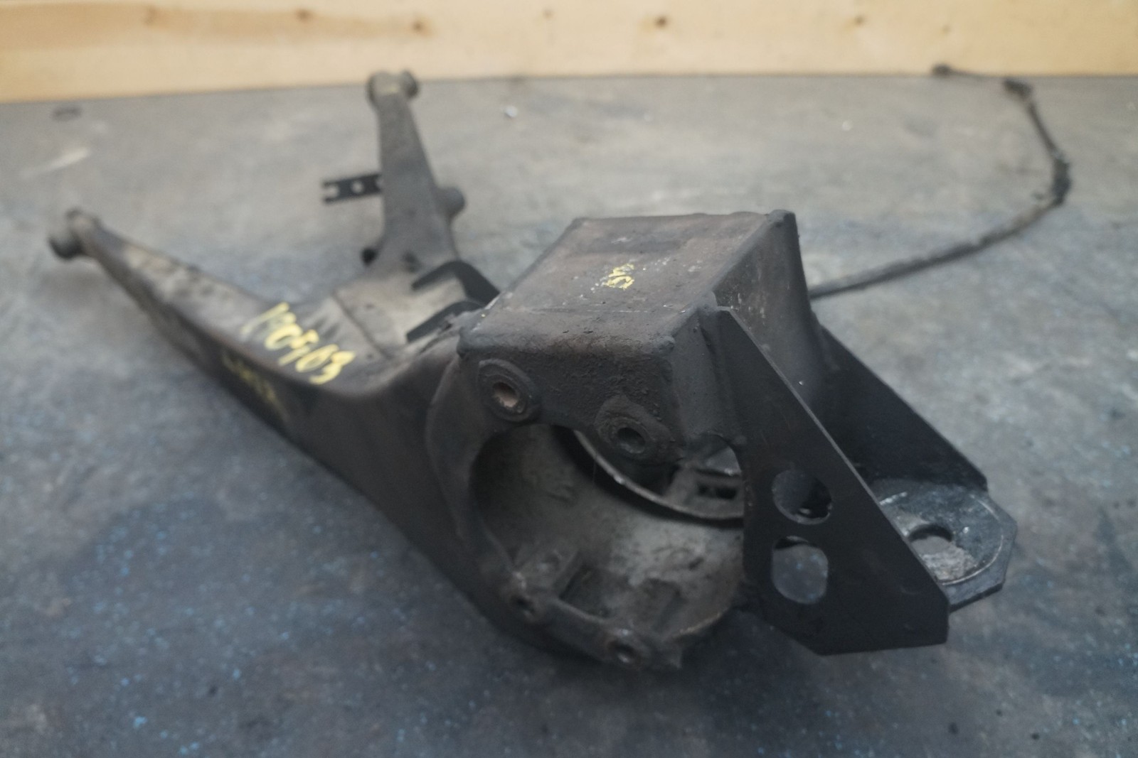 Rear Suspension Left Driver Side Lower Control Arm OEM Bentley Turbo R 1991