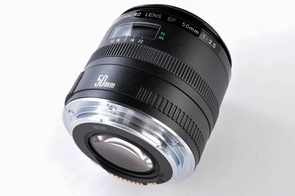 Canon COMPACT-MACRO EF 50mm F/2.5 For EOS Mount Near Mint From