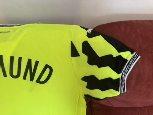 Splendida maglia da calcio Borussia Dortmund Puma Tg M nuova da collezione - Foto 14 di 16