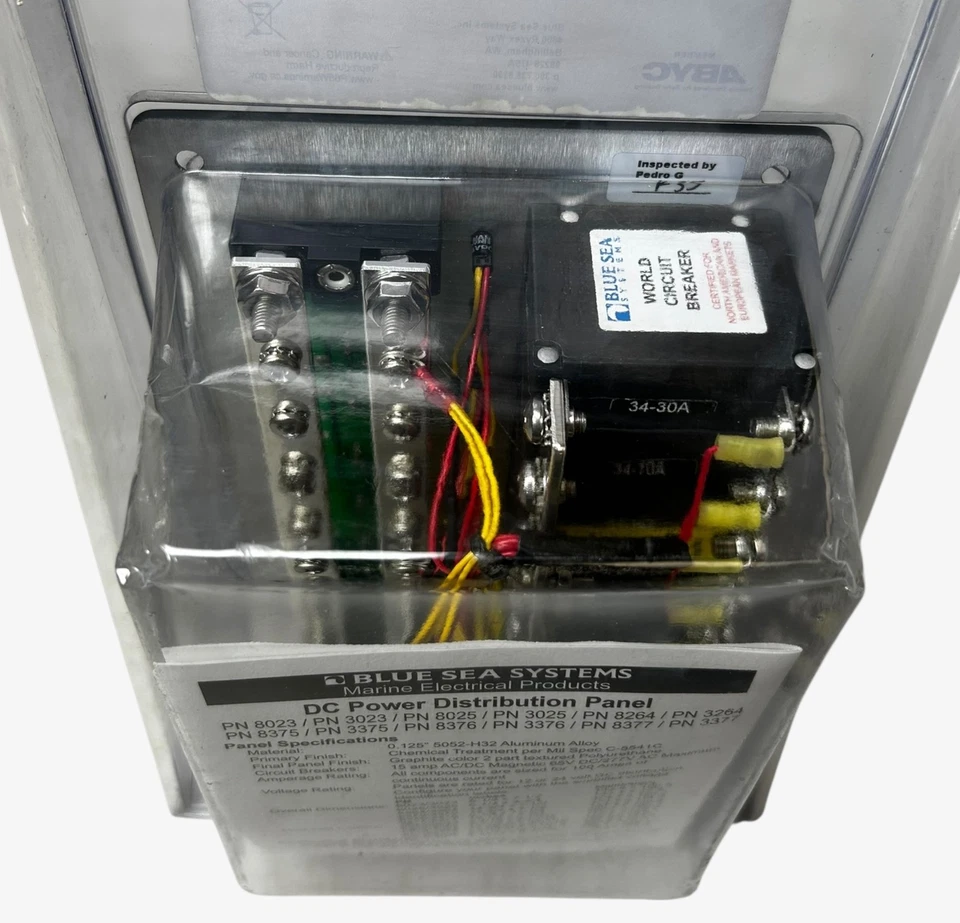 Blue Sea Systems 10129, Power Distribution Panel , 8 Position - 12V - Image 4 of 4
