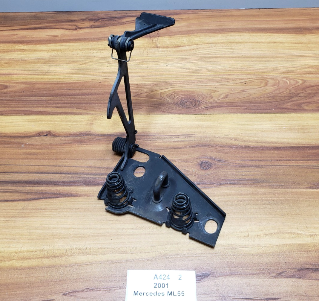 ✅ 1998-2003 OEM Mercedes W163 ML55 AMG Hood Safety Catch Latch Handle
