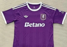 Aston Villa goalkeeper Purple