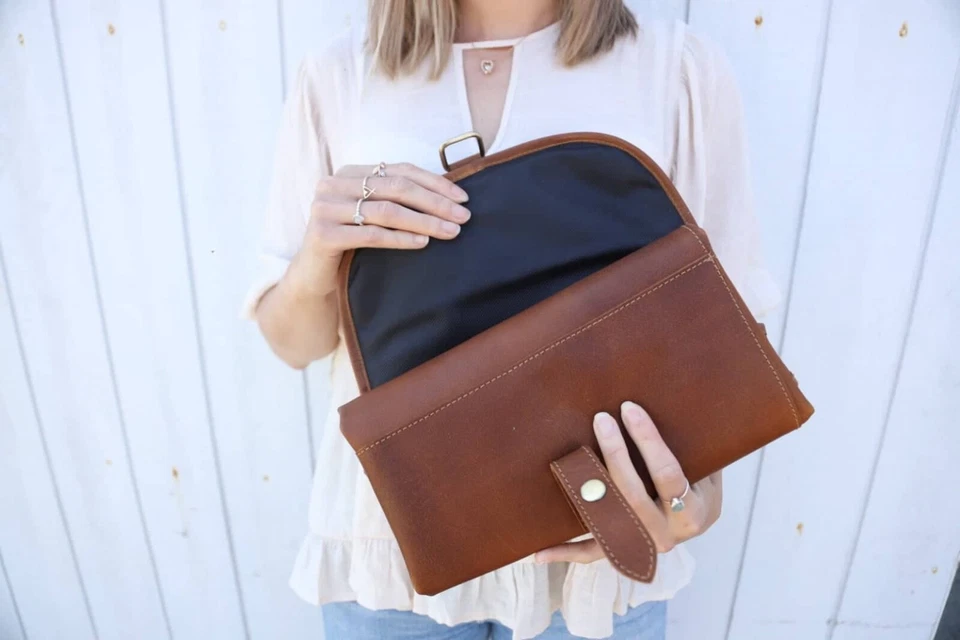 Embreagem de viagem Belle - Imagem 4 de 4