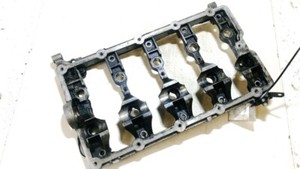 Zylinderköpfe und Kopfhauben (WIPPVENTILDECKEL) für Volkswagen UK853748-64