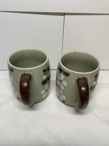 VINTAGE PAIR Of OTAGARI MUGs WITH FLOWERS 3 1/2” Very Nice Pair Of Cups - Picture 5 of 10
