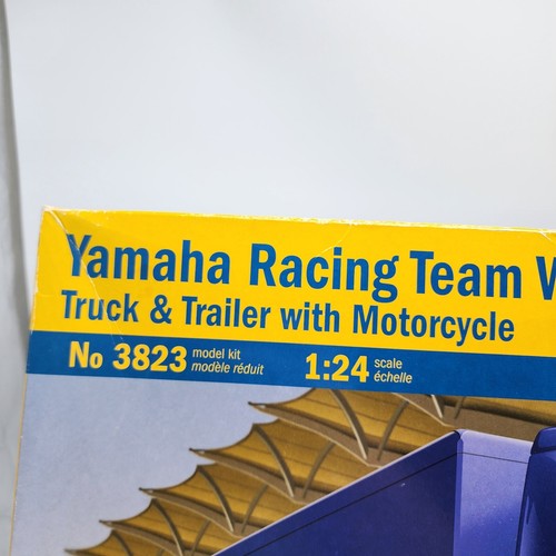 Italeri 1/24 Go! Yamaha Racing Truck & Trailer with Motorcycle 3823 Brand New - Picture 2 of 14