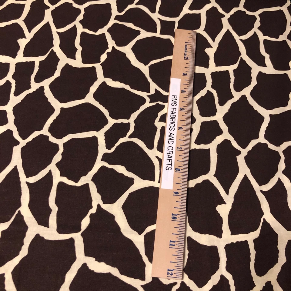 TELA 100% ALGODÓN ESTAMPADO ANIMAL SALVAJE aspecto jirafa por yarda #09 beige marrón Foto 4 de 4