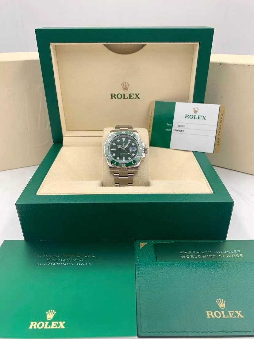 A Closer Look At The Rolex Hulk Submariner 116610LV - The Watch Company