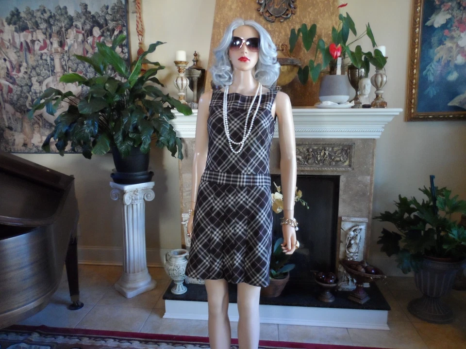 Vestido Vaina Burberry Etiqueta Azul Marrón Nova Cuadros Frontal Plisado Talla 36-US 2 Foto 2 de 4