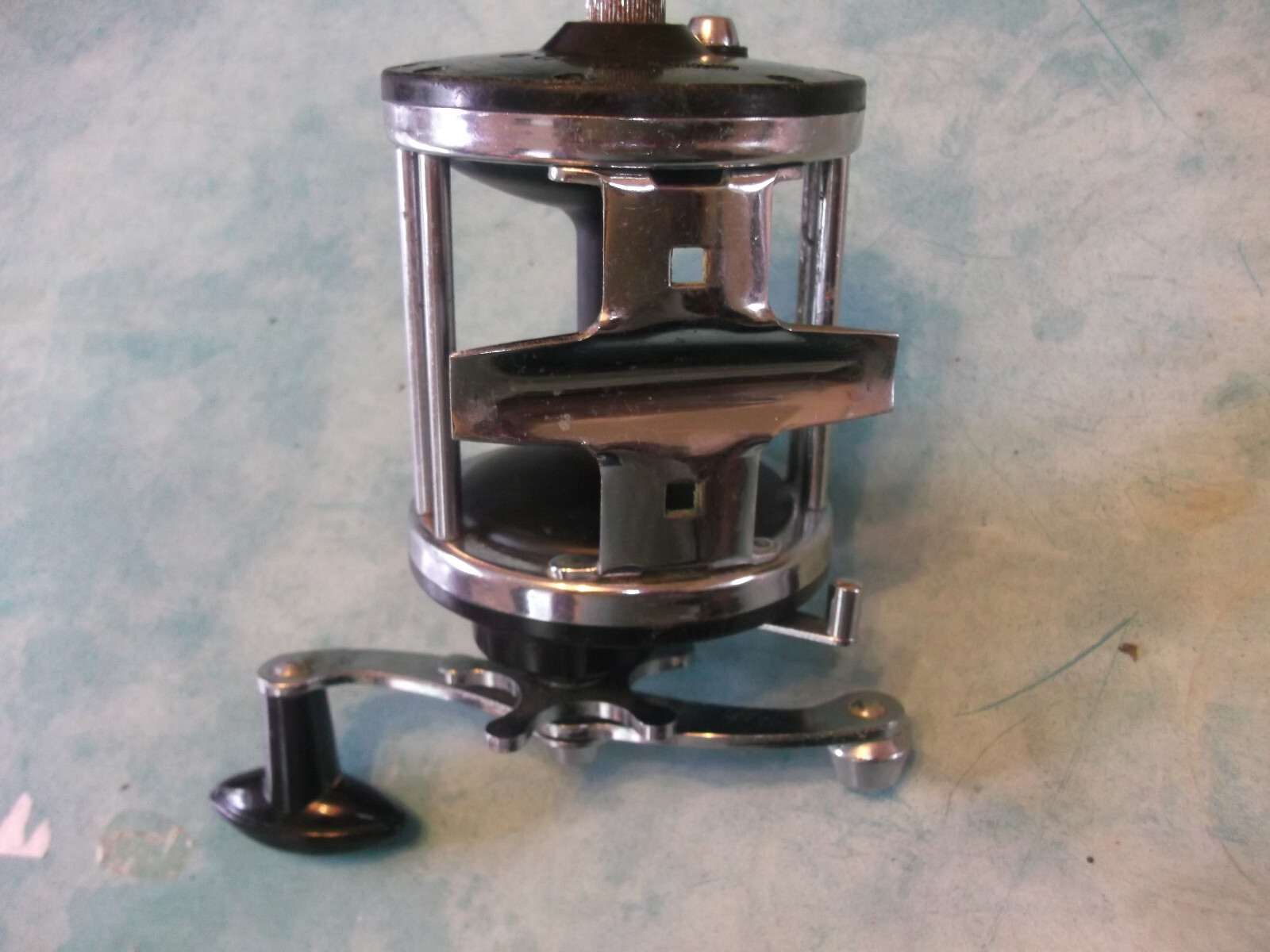 VINTAGE SEA FISHING MULTIPLIER REEL UNBRANDED MADE IN ENGLAND/BOAT/PIER