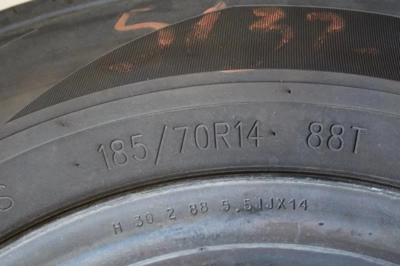 1989 FORD PROBE STEEL WHEEL 185 70 14 RIM WITH MOHAVE TIRE 8/32" TREAD - Image 2 of 4