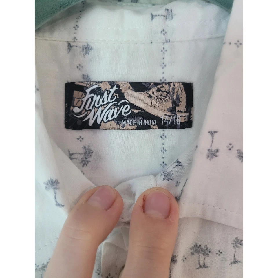 First Wave Boys XL 14/16 Palm Tree Button Down Shirt White Gray Casual Summer - Image 4 of 4