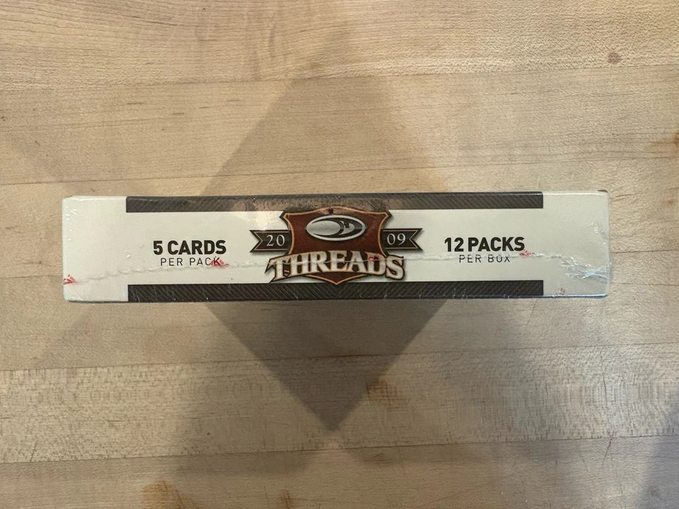 2009 Donruss Threads NFL Football Factory Sealed Box - Image 2 of 3