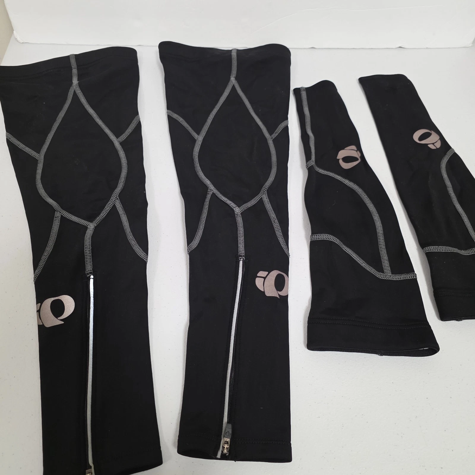 Pearl Izumi Cycling Sleeves Guards Elbow Knee Set Size S Sport Outdoor Comfort