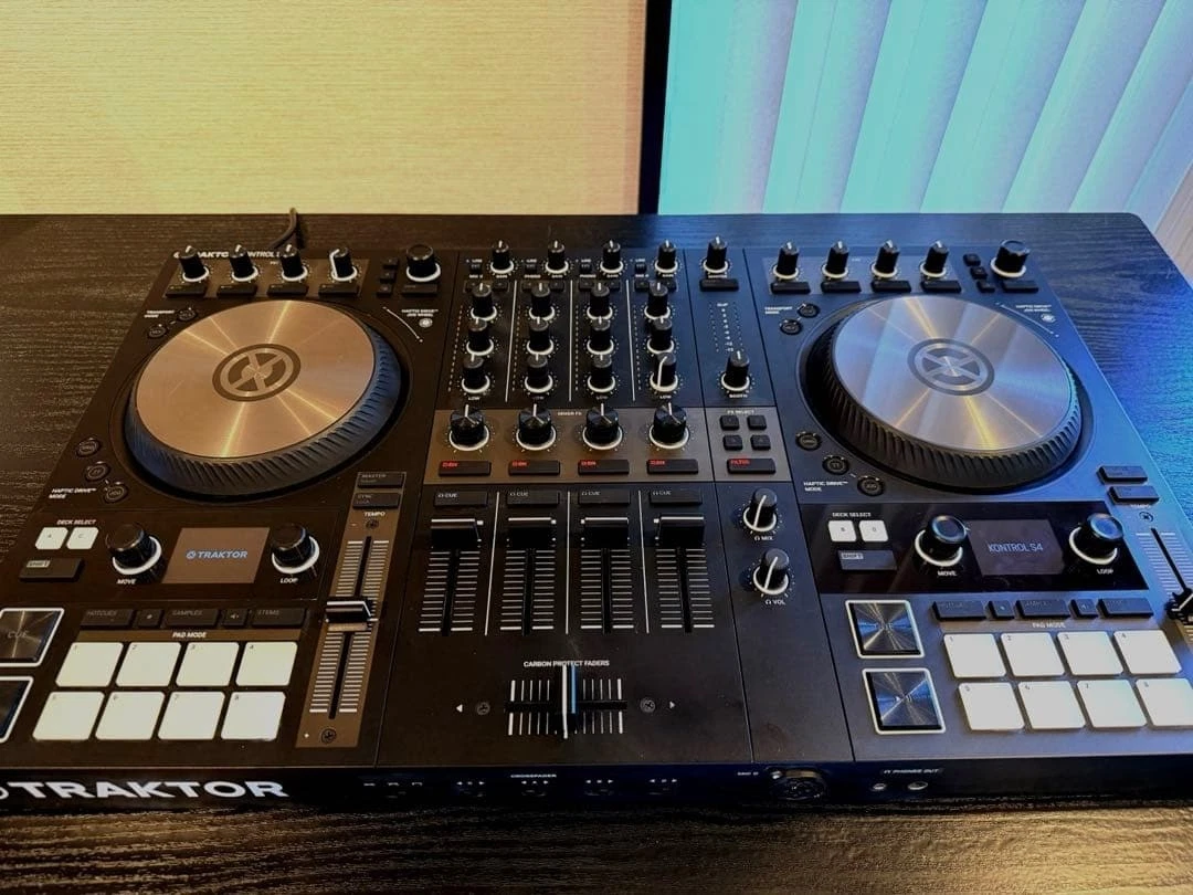 Traktor S4 DJ Controllers for sale | eBay