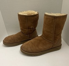 UGG Australia Classic Short Boots Chestnut Brown Color Women s size 8 - Vintage