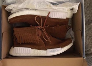 adidas nmd r1 randy the cobbler