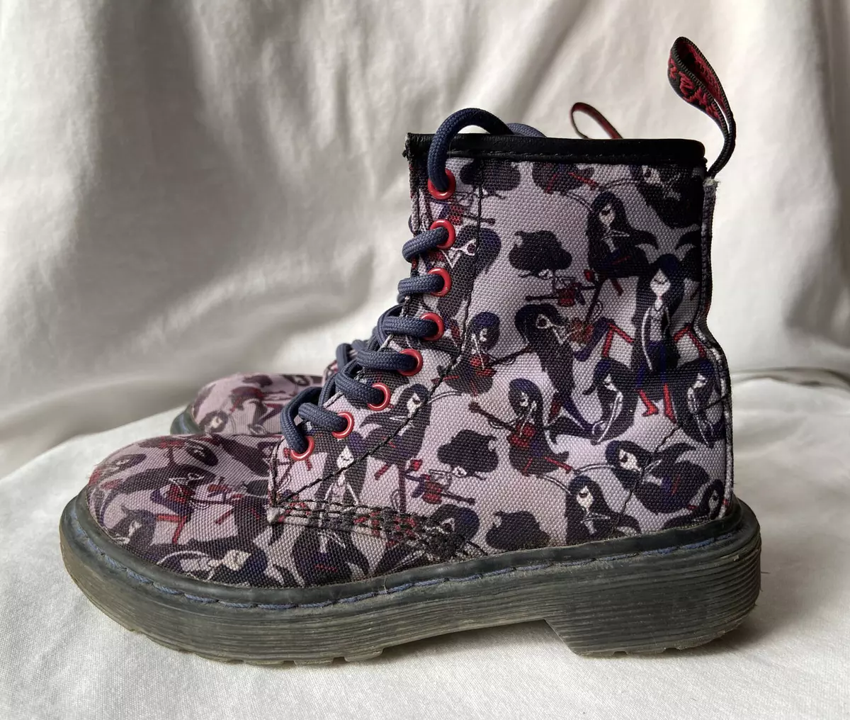 Adventure time 2025 doc martins