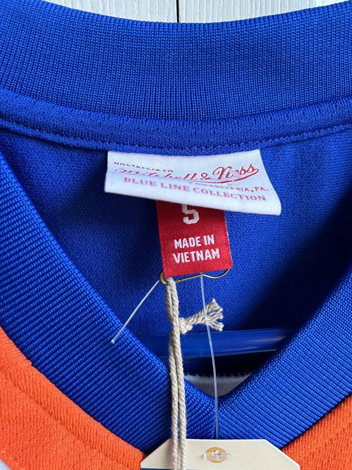 NUEVO CON ETIQUETAS JERSEY RETRO BLANCO MITCHELL & NESS EDMONTON OILERS PAUL COFFEY $200 Talla Pequeña Foto 3 de 4