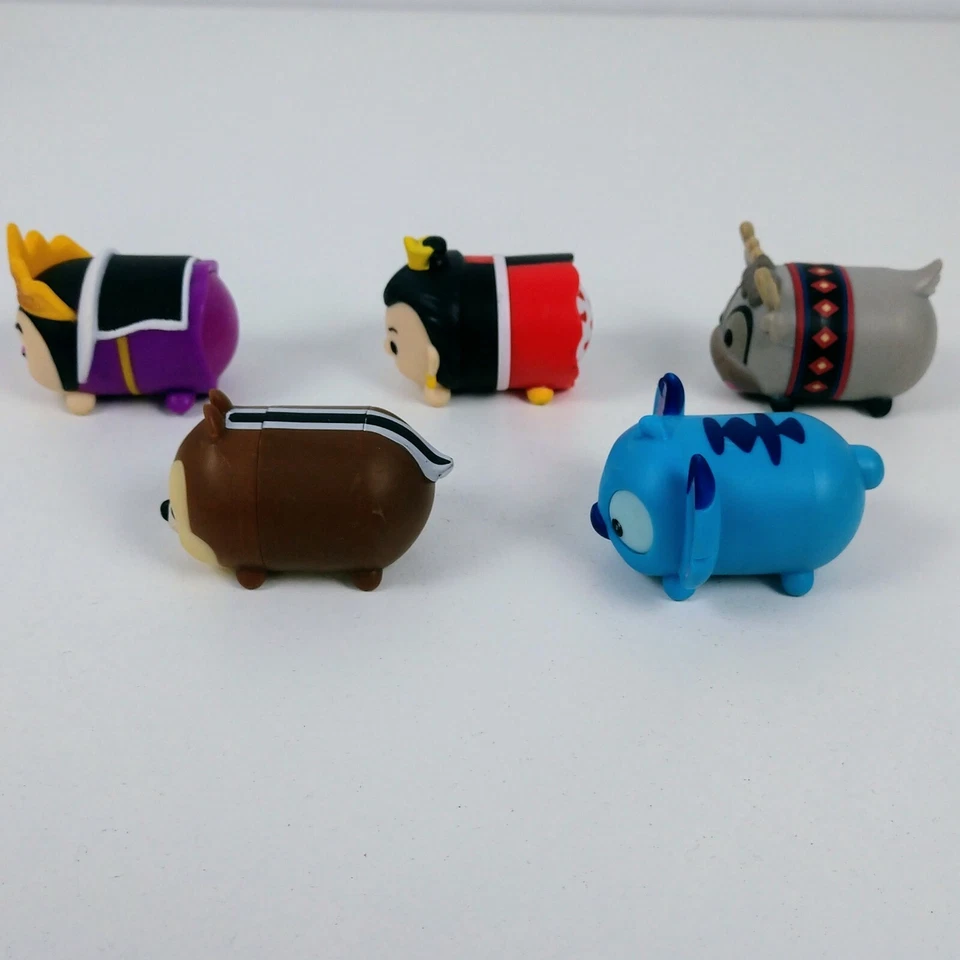 Лот из 9 фигурок Disney Tsum Tsum Bambi Stitch Sevn She Hulk Duck Chip Queen Dog - Изображение 3 из 4