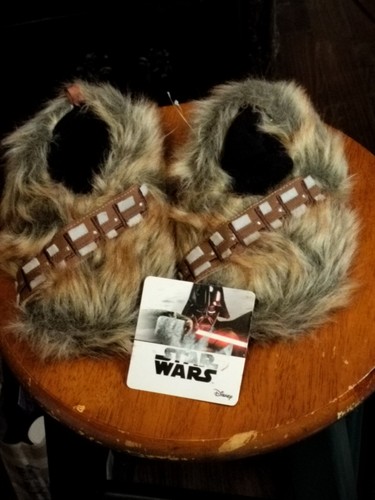 Star Wars & Lucas Films Chewbacca Kid's Slippers NIP M7-8 - Picture 2 of 6