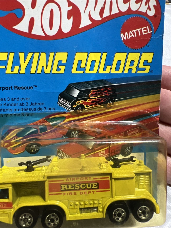Hot Wheels International Flying Colors Airport Rescue Yellow BW Malaysia 1979 - Image 4 of 4
