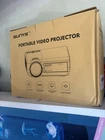 SUNYS Smart Projector 1920x1080 Screen Mirroring Built-in Speaker Portable