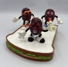 1987 Calrab The California Raisins 3" PVC Figures + Sandwich Bread Stage