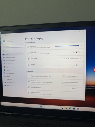 Lenovo ThinkPad P16v Gen 1 AMD Ryzen 9 4K UHD 32GB 512GB RTX 2000 Ada Warranty - Bild 9 von 9
