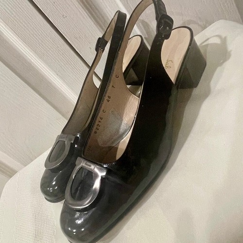 PREPPY CHIC SALVATORE FERRAGAMO LACKLEDER PUMPS MADE IN ITALY GRÖSSE 7 - Bild 11 von 19