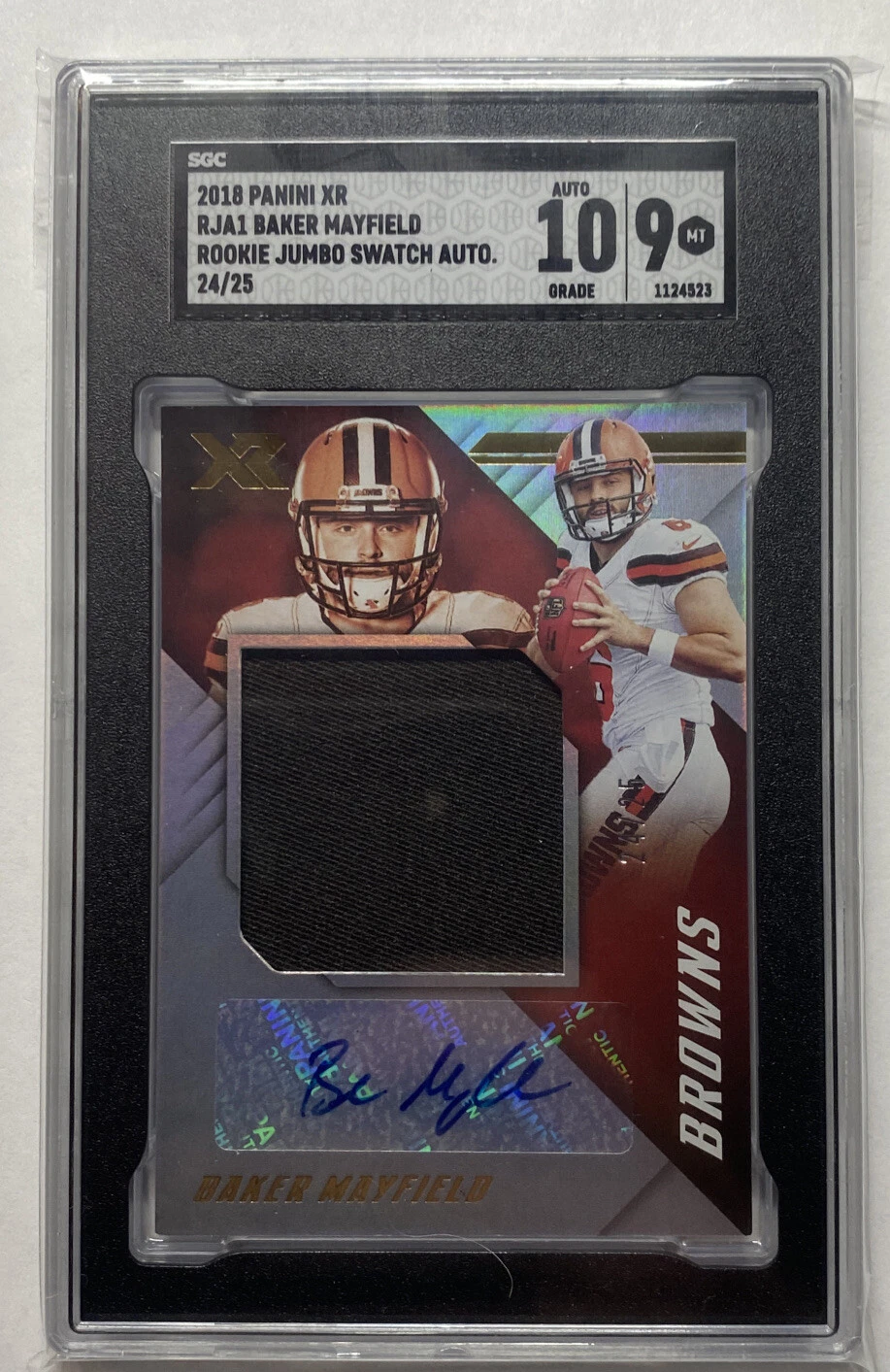 Baker Mayfield Panini XR Rookie Jumbo Swatch Autograph #RJA1 Base