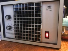 Living Air 880 Electronic Air Purification System 1997 Works Great with Manual