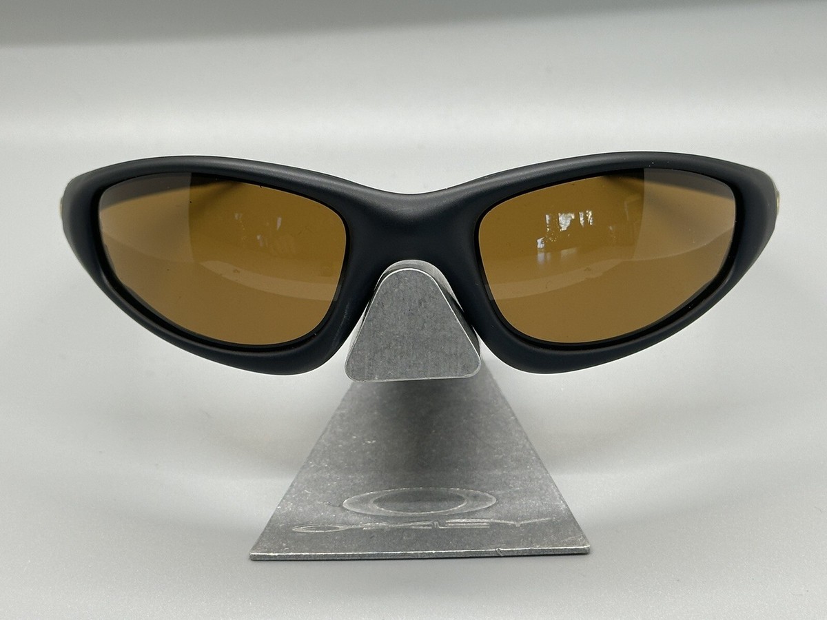 Brand NewVintage Oakley New Straight Jacket Black W/bronze