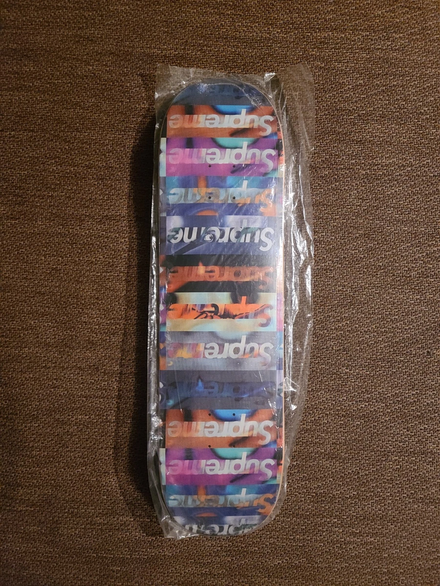 Supreme distorted hotsell logo skateboard deck
