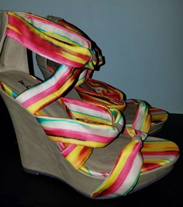 michael antonio wedges