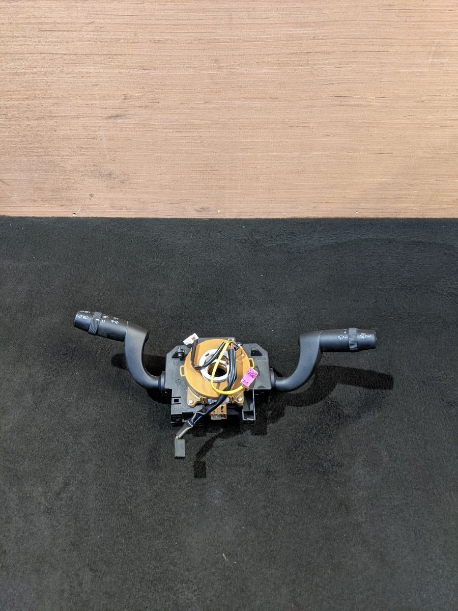 Picture 1 of 4