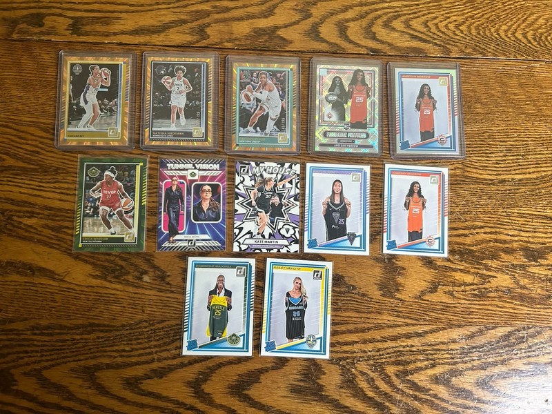 2025 WNBA Donruss Card Lot (12 Cards) Diamond, Laser, Numbered, Rookie