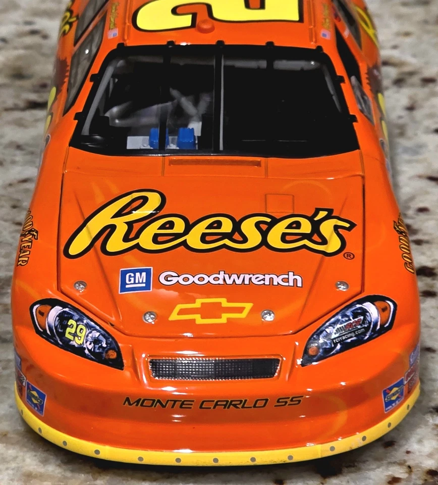 2006 #29 Kevin Harvick Reese's Monte Carlo SS 新罕布什尔州 1:24 压铸动作 — 第 3/4 张图片