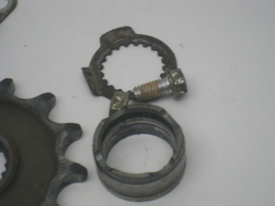 Yamaha YZ250 F YZ 250 2008 piñón de accionamiento primario y accesorios Foto 3 de 4