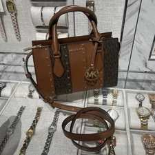 Michael Kors Sheila Center Zip Small Luggage Signature Satchel Bag NWT $558