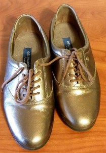 EASY-SPIRIT-Women-039-s-Gold-Leather-Walking-Shoes-Size-6-1-2-6-5-M-Anti-Gravity