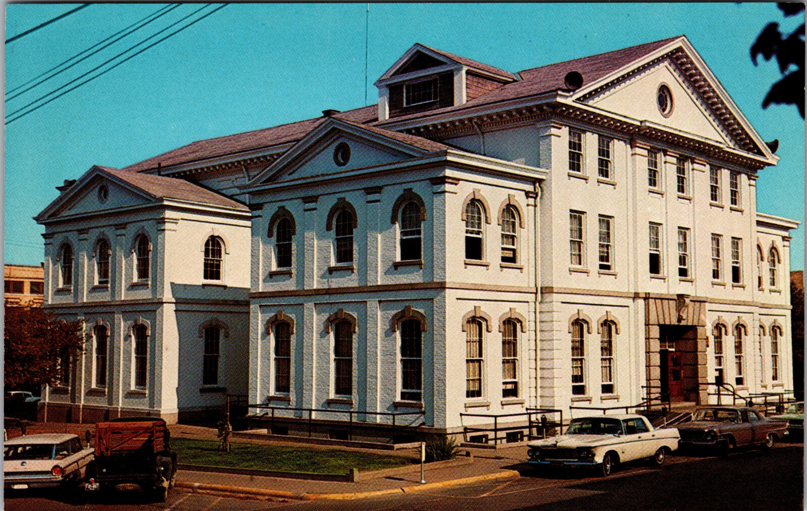 vintage-chrome-postcard-union-county-court-house-morganfield-kentucky