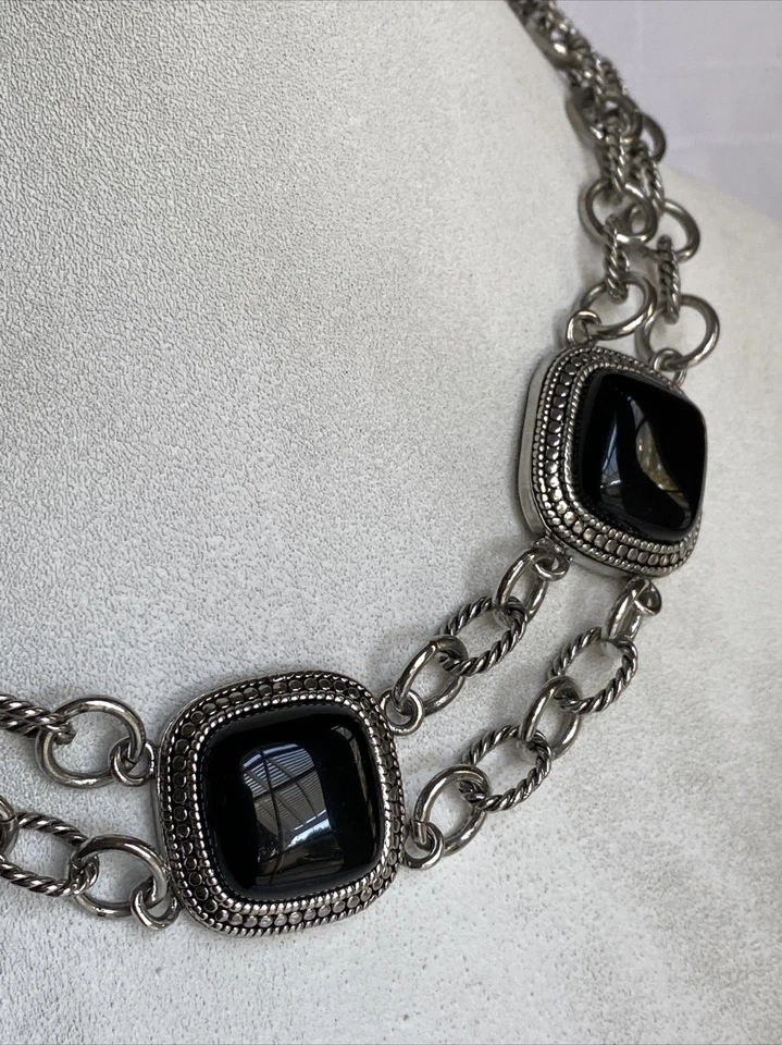 "Pendientes collar Park Lane Armada cabujón negro hasta 20"" tono plateado antiguo" Foto 4 de 4