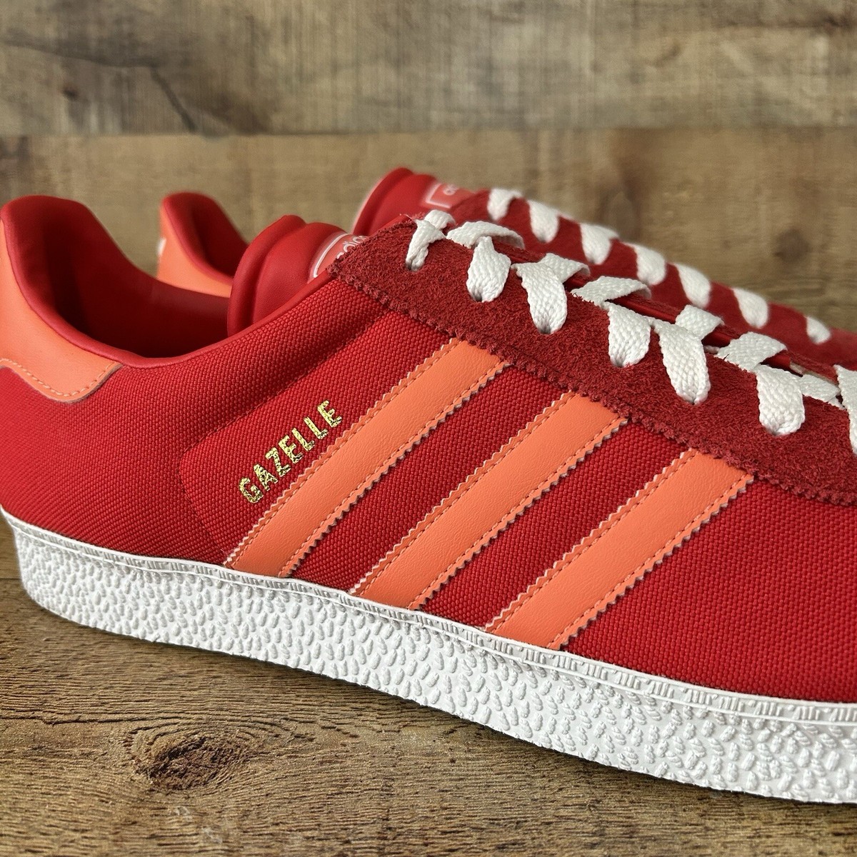 Adidas Gazelle Mens Size 13 Red Canvas Casual Soccer Comfort Shoe