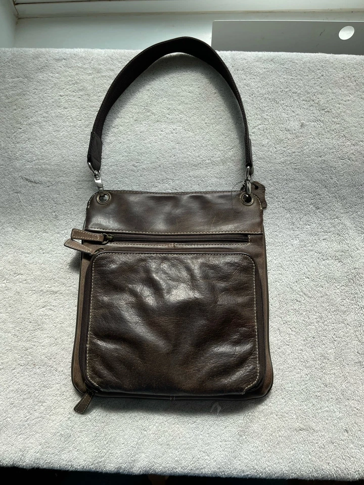 Gun Tote'n Mamas Concealed Carry Leather Purse Brown - Image 2 of 4