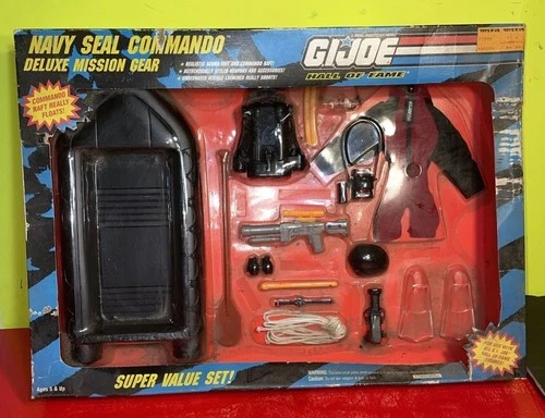 GI Joe Hall of Fame Navy Seal Commando Deluxe Mission Gear Super Value Set 1993