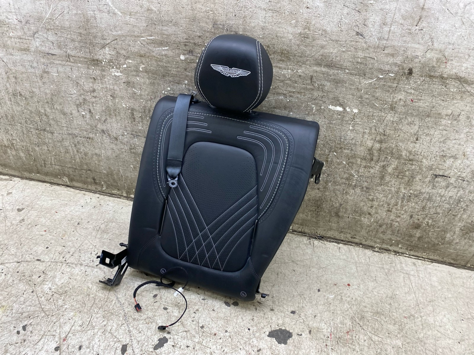 2020-2024 ASTON MARTIN DBX OEM LEFT REAR UPPER SEAT CUSHION HEATED & VENTILATED