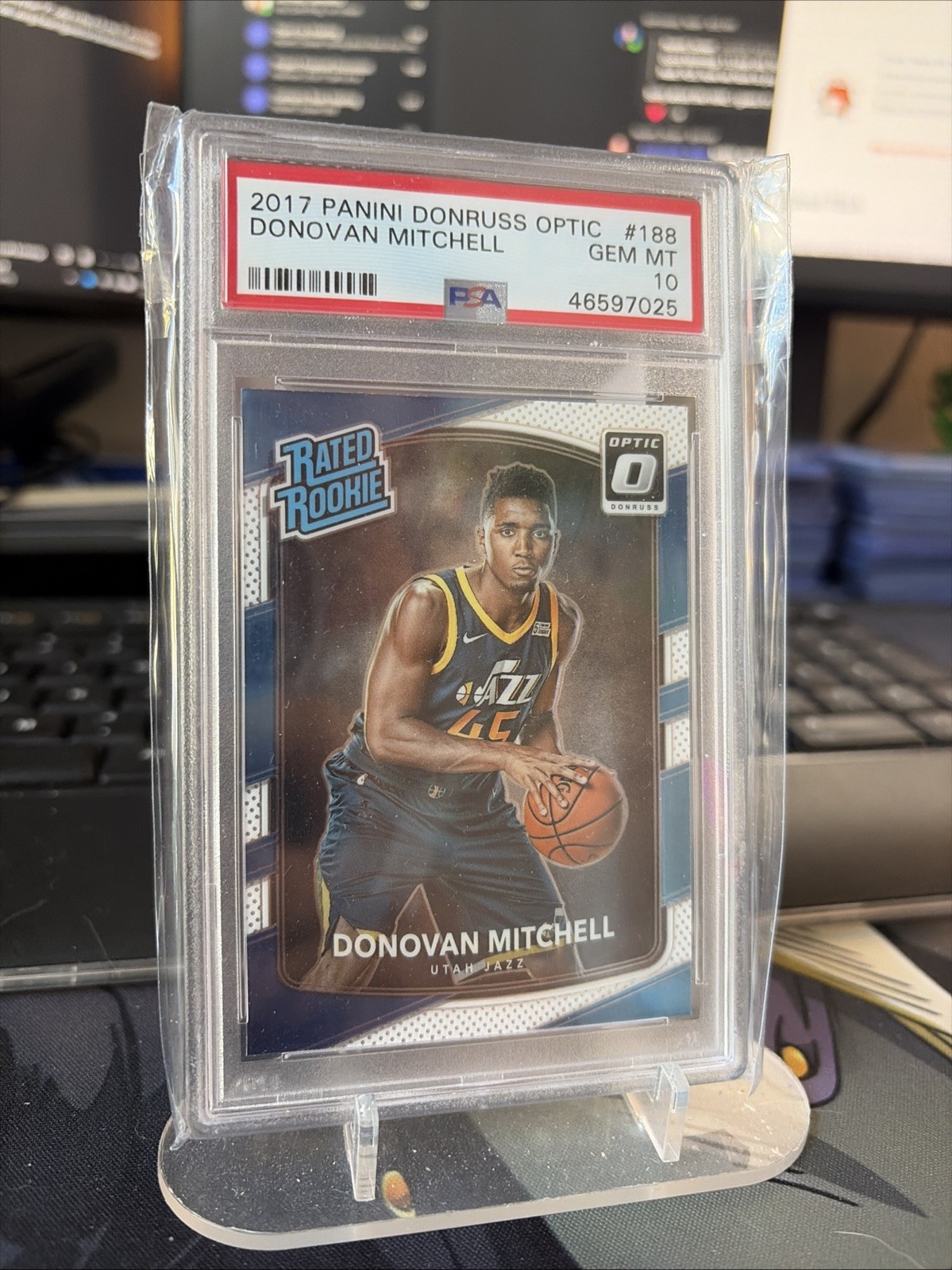 2017-18 Panini Donruss Optic Rated Rookie Donovan Mitchell #188 (RC) PSA 10